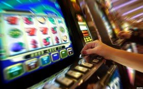 Tampilan antarmuka mobile kangenslot dengan akses mudah ke berbagai permainan